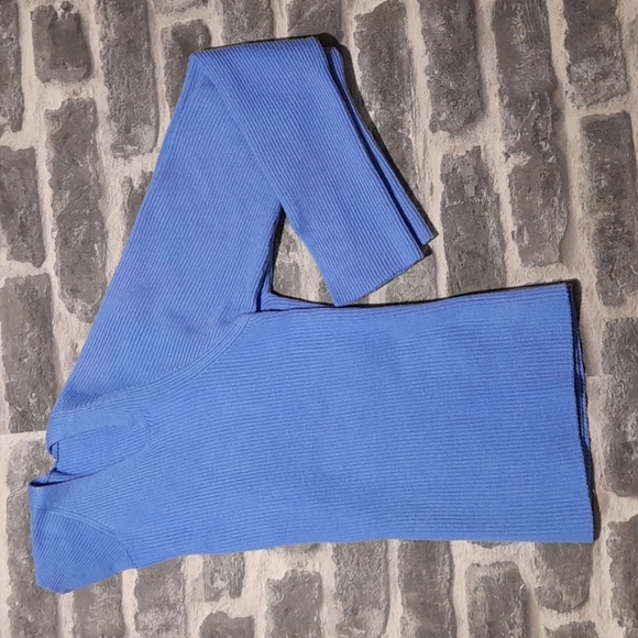 FRENCH CONNECTION TOP - Picture 2 of 4